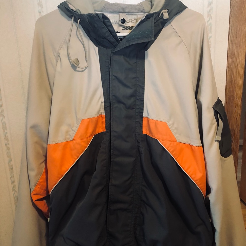 Men’s snowboarding jacket